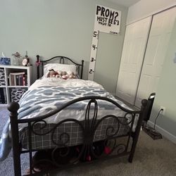 Twin Bed And Mattress 