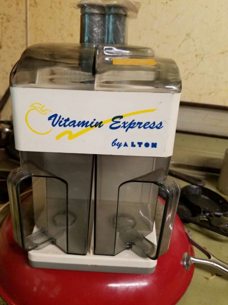 vitamin express by Alton juicer