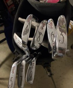 Wilson Patty Berg LH 4-PW White Golf Pride Grips