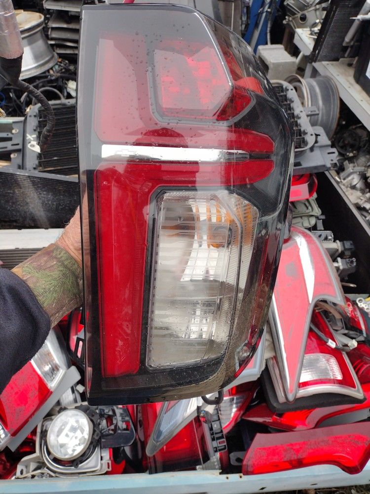 2021 To 2023 Chevy Tahoe Chevy Suburban Driver Side Tail Light This Is OEM Parked Only