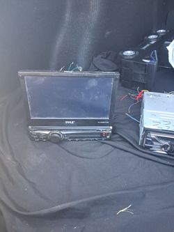 2 stereos and 10 in sub