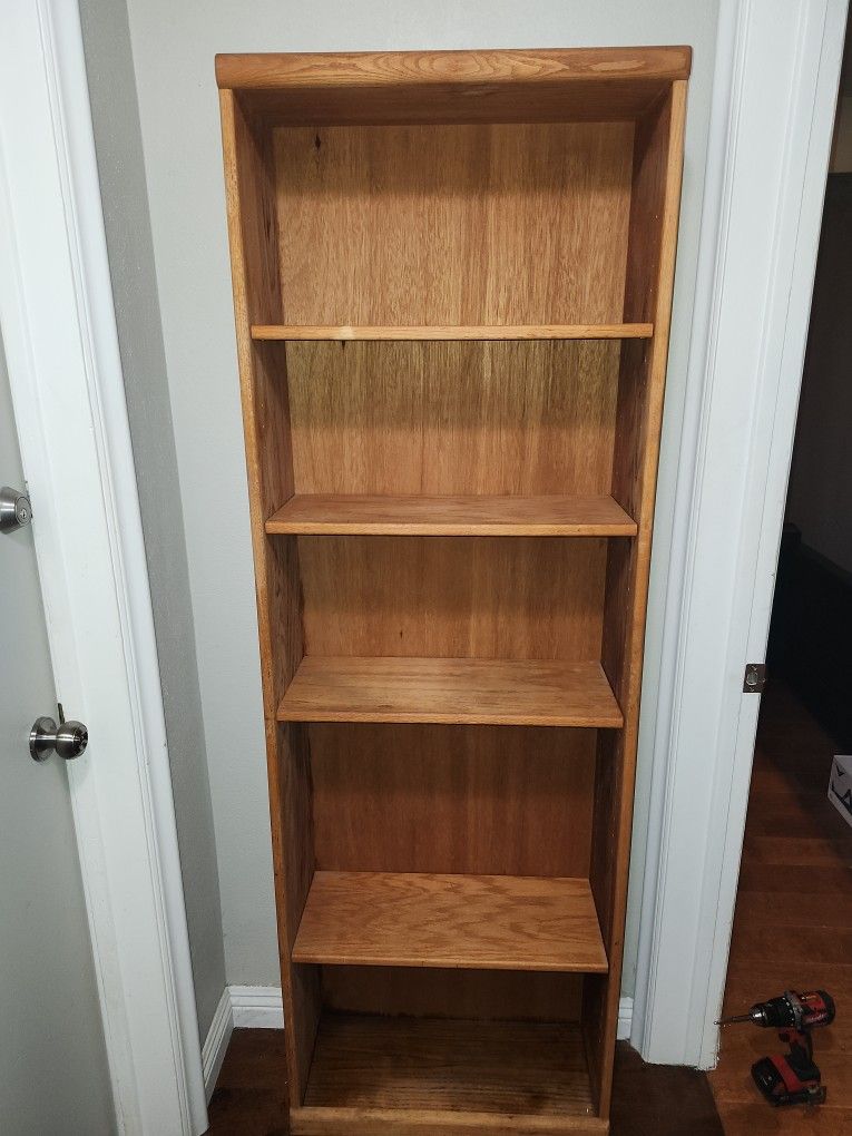Oak Adjutable Bookshelves