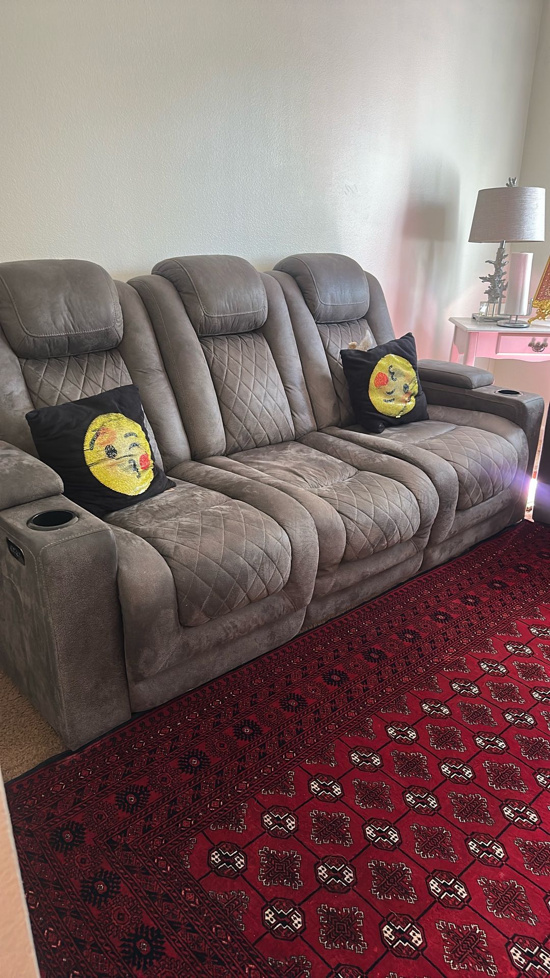 Gray Reclining Sofa with Cup Holders (Electronic) – Great Condition