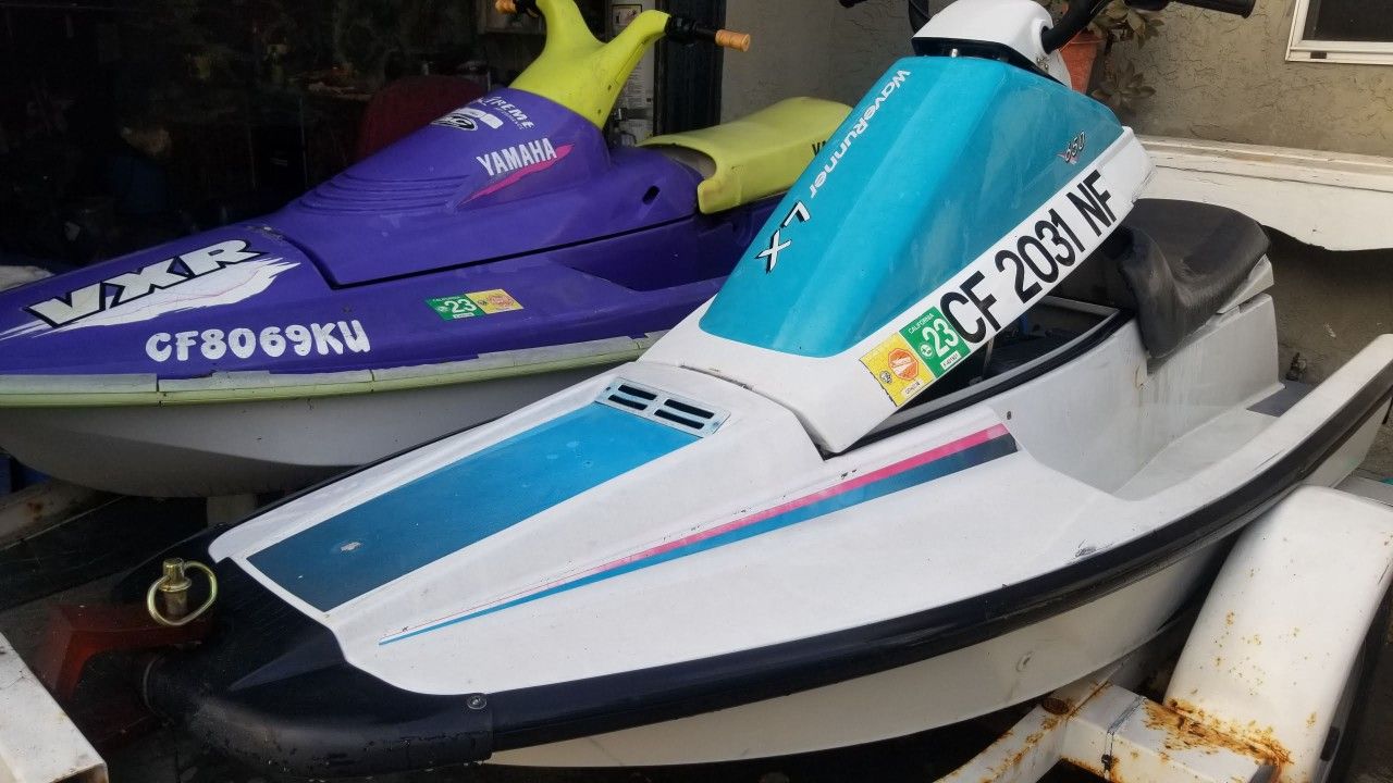 2 Jetskis and trailer