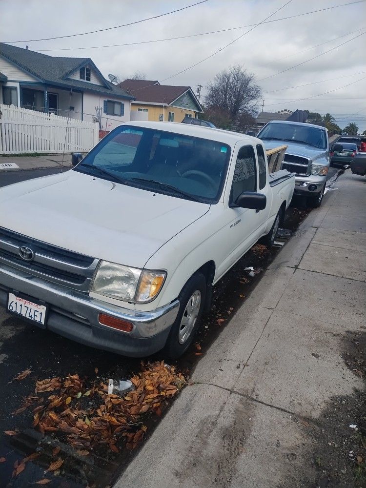 Toyota Tacoma