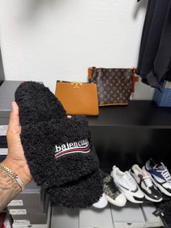 balenciga slides