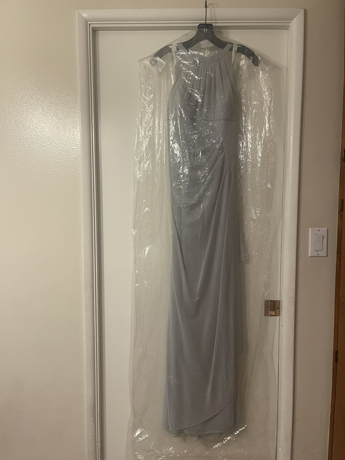Bridesmaid/ Homecoming Dress- Never Worn-Size 4