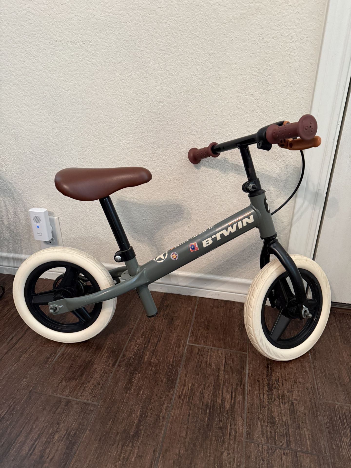 BTWIN Kids Balance Bike