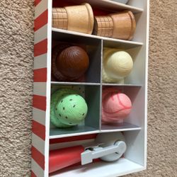 Melissa and Doug ice cream Set With Tray 