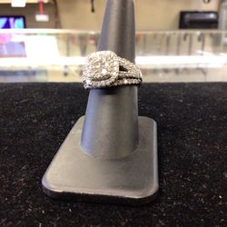 14k White Gold Ring
