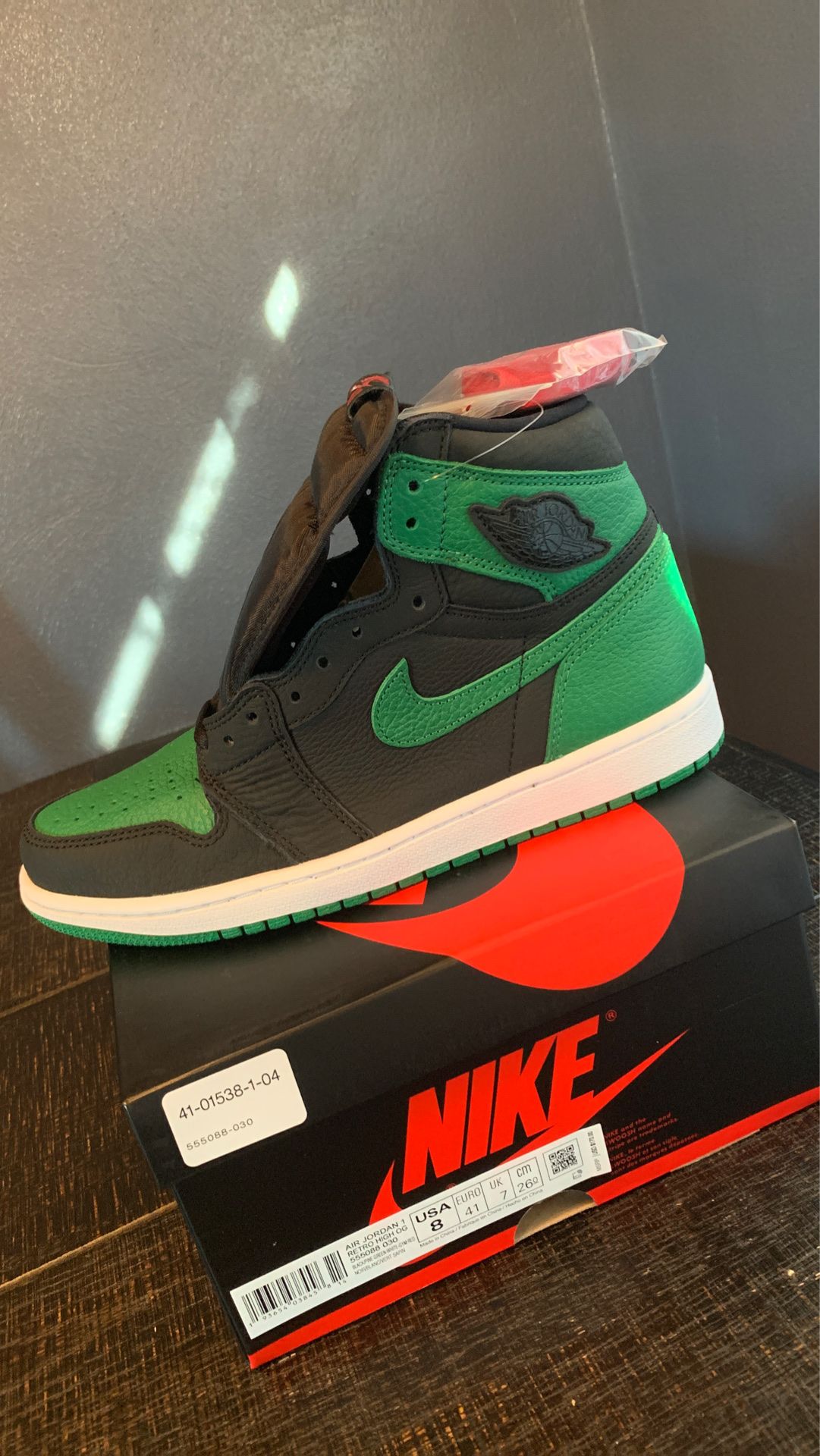 Jordan 1 pine green !