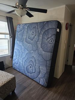 King size mattress