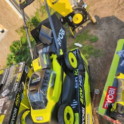 RYOBI ONE+ 18V 13 in. Cordless Battery Walk Behind Push Lawn Mower with 4.0 Ah Battery and Charger