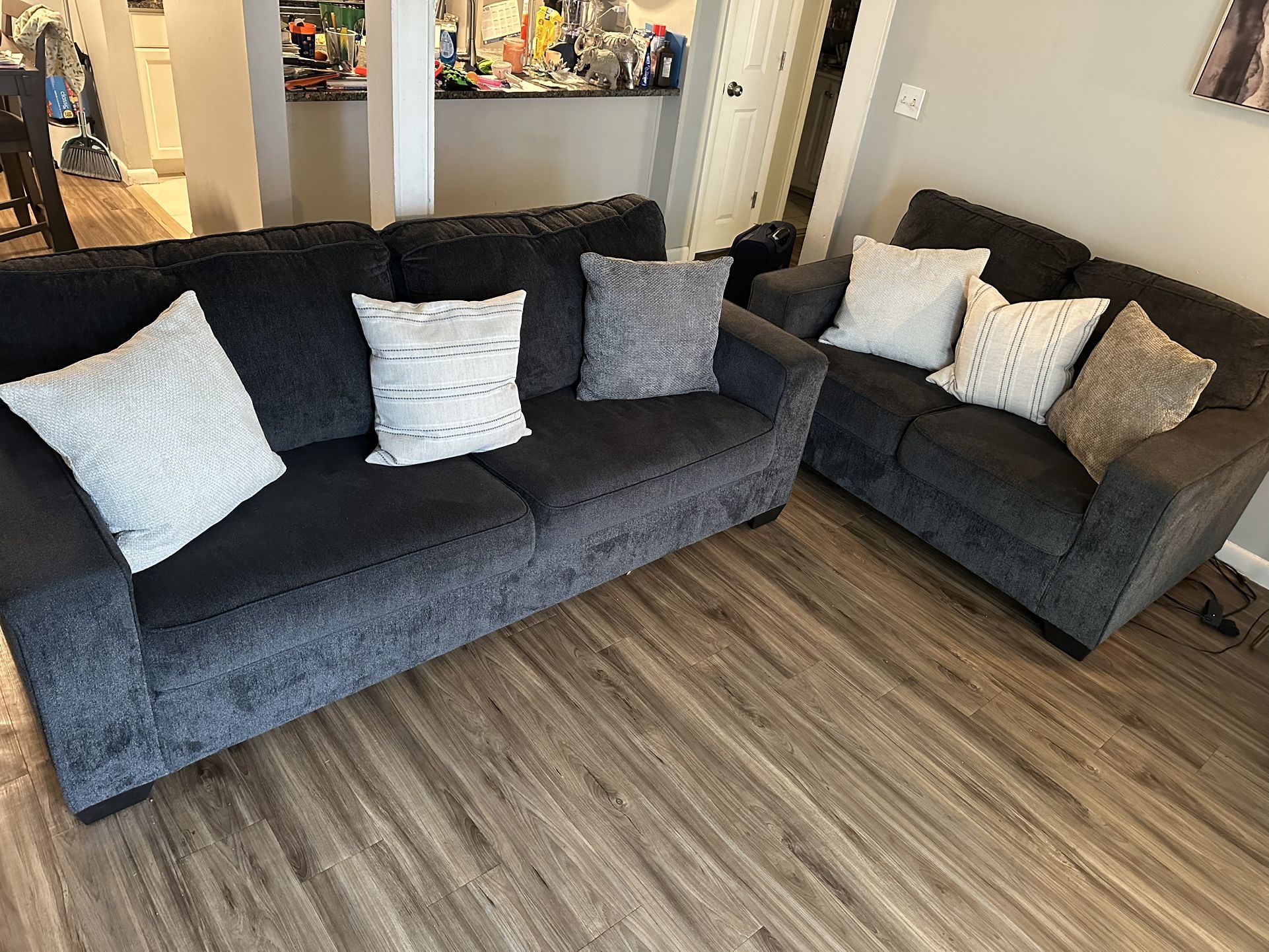 Sofa and loveseat 