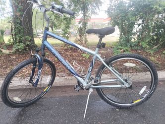 Trek navigator 300