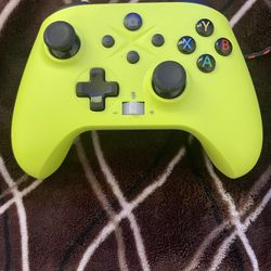 Green Xbox Controller