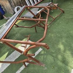 2025 NEW MAVERICK R CAGE. NEEDS PAINT, ONE IS FULL BOX IN $400 EACH. NEED THEM GONE. 