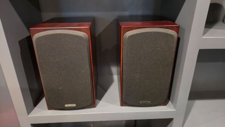Monitor 3-way speakers