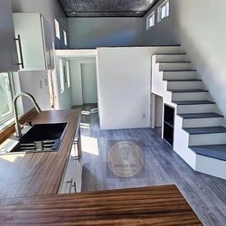 Luxurious Tiny Home 36 X 10