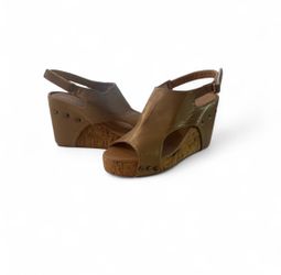 Tan Wedge Shoes 