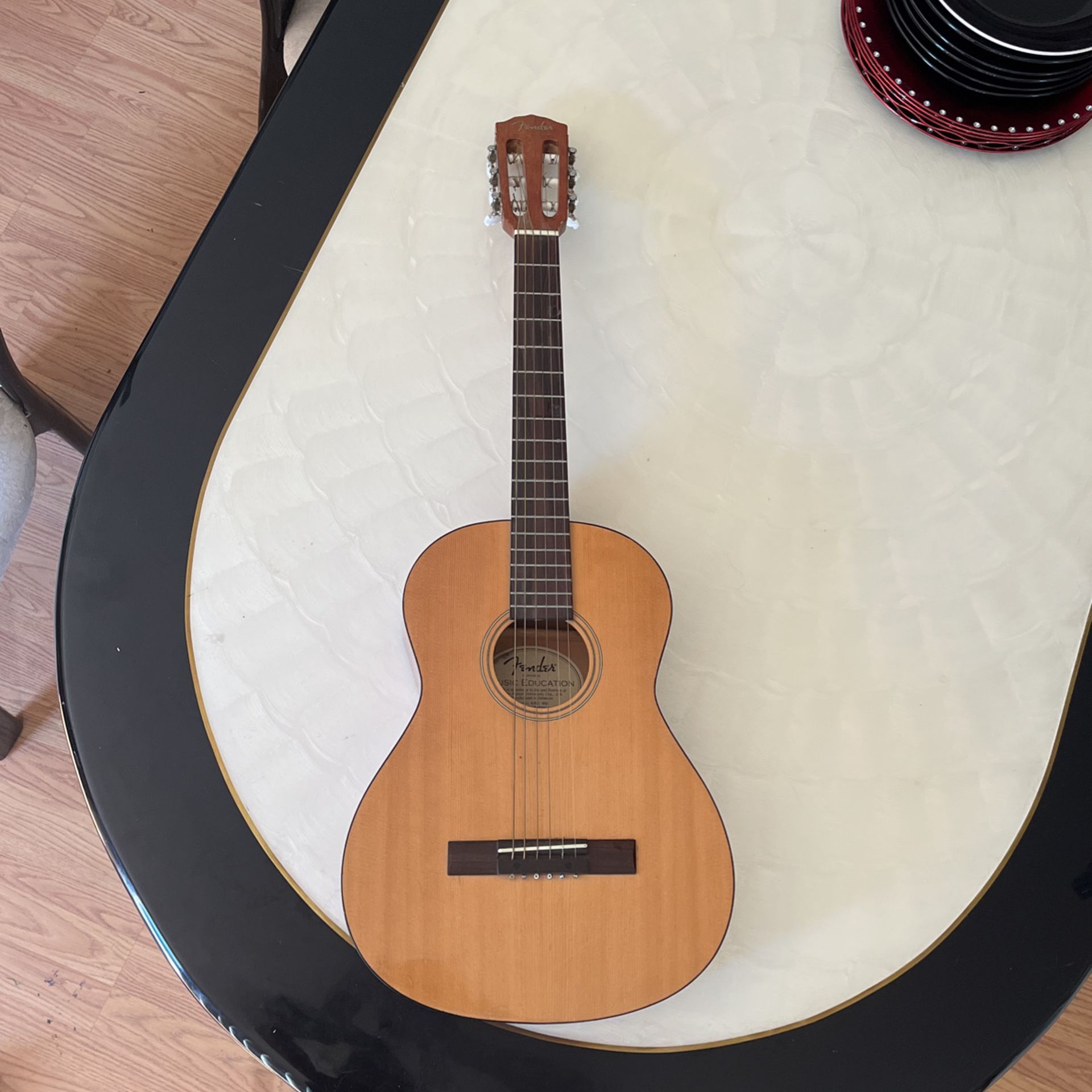 Fender Q ESC-80 Classical Guitar 