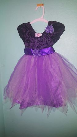 princess dresz..size 2t_4t...Like New!