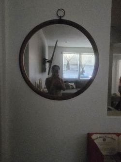 Mirror.