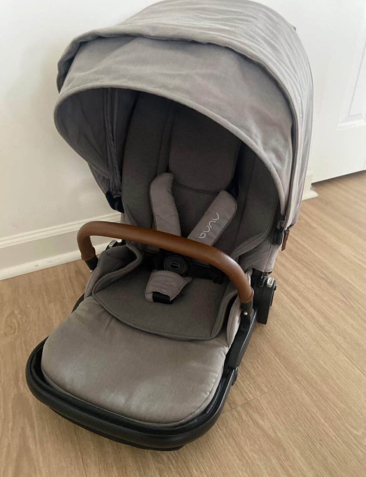 Nuna Triv Stroller seat (without frame)