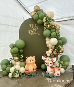 Balloon garland