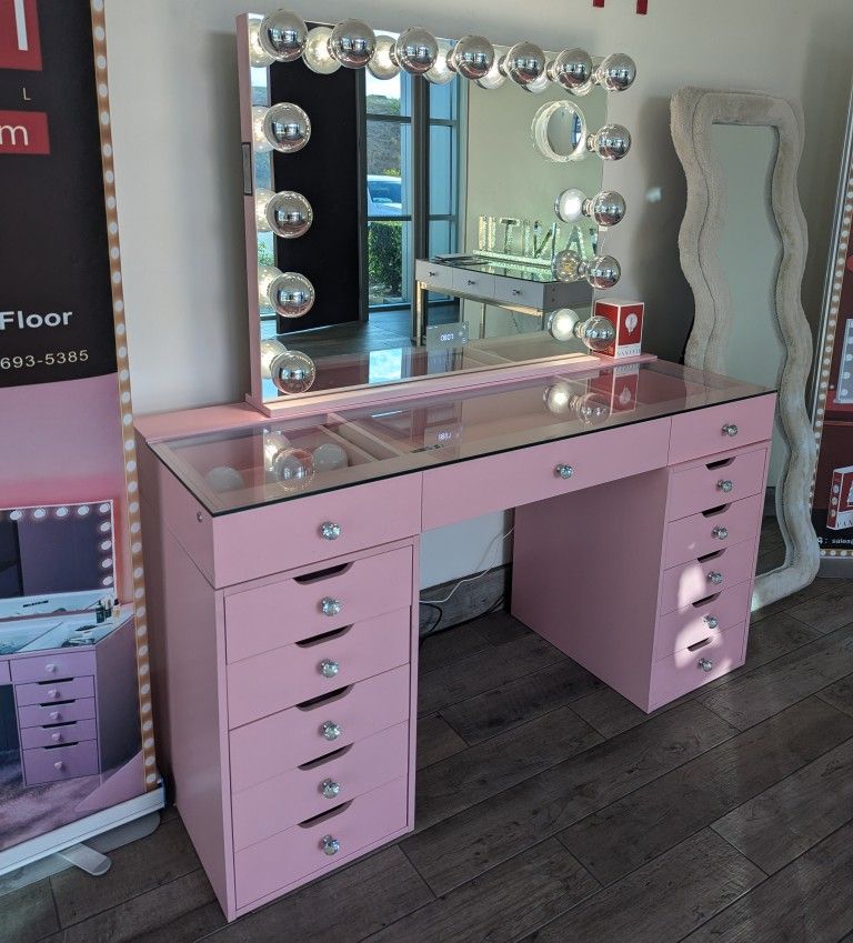 Beautiful vanity color pink new