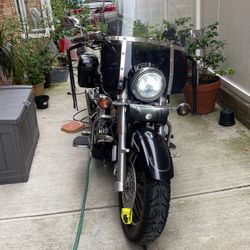 Yamaha Vstar 1100, 2000