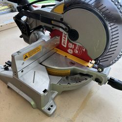 Dewalt 10” Miter Saw