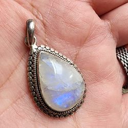 925 Sterling Silver Pendant Necklace Natural Rainbow


