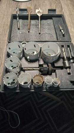 Hole saw set
