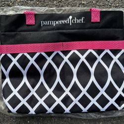 NEW - Pampered Chef XL Heavy Duty Divided Tote Bag 