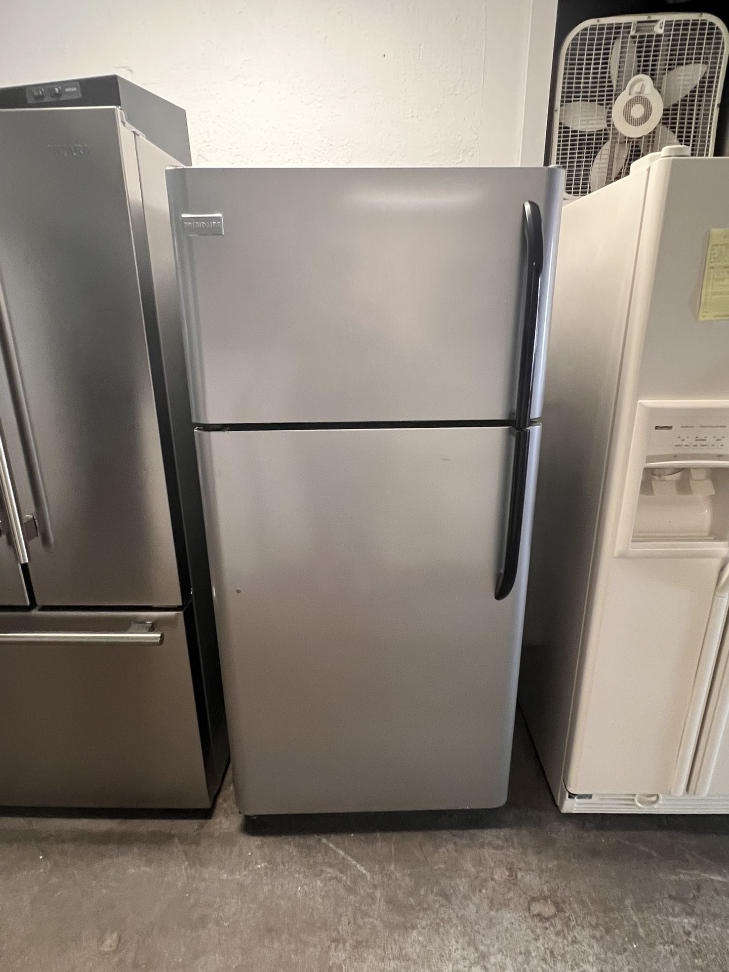 Top Freezer Refrigerator 30” Wide used Clean Working