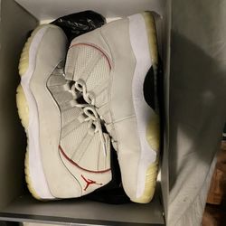 Jordan 11 Tints Size 13