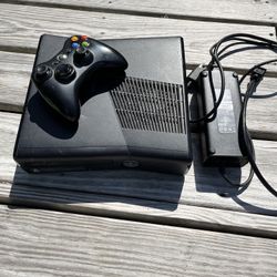 Xbox 360 power cord & console Only