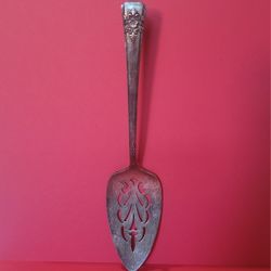 Vintage WM. Rogers IS Cake Serving Slotted Spoon 9.5"
