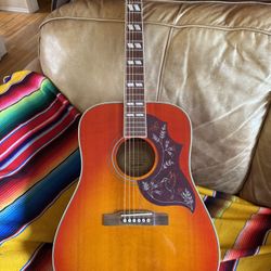 Epiphone Hummingbird Pro 