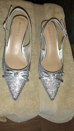 Macy's silver rhinestone ankle strap with silver bow size 6 medium narrow