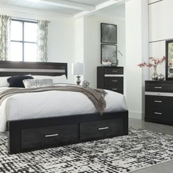Starberry Black Footboard Storage Platform Bedroom Set

