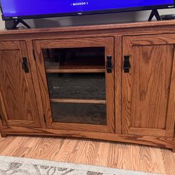 ‼️Solid Oak Media Cabinet ‼️