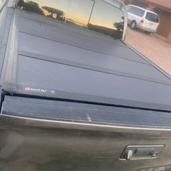 Bakflip Tonneau Cover Chevy 2500