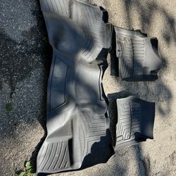 Weather Tech Truck Mats 2011 Silverado Ext  Cab