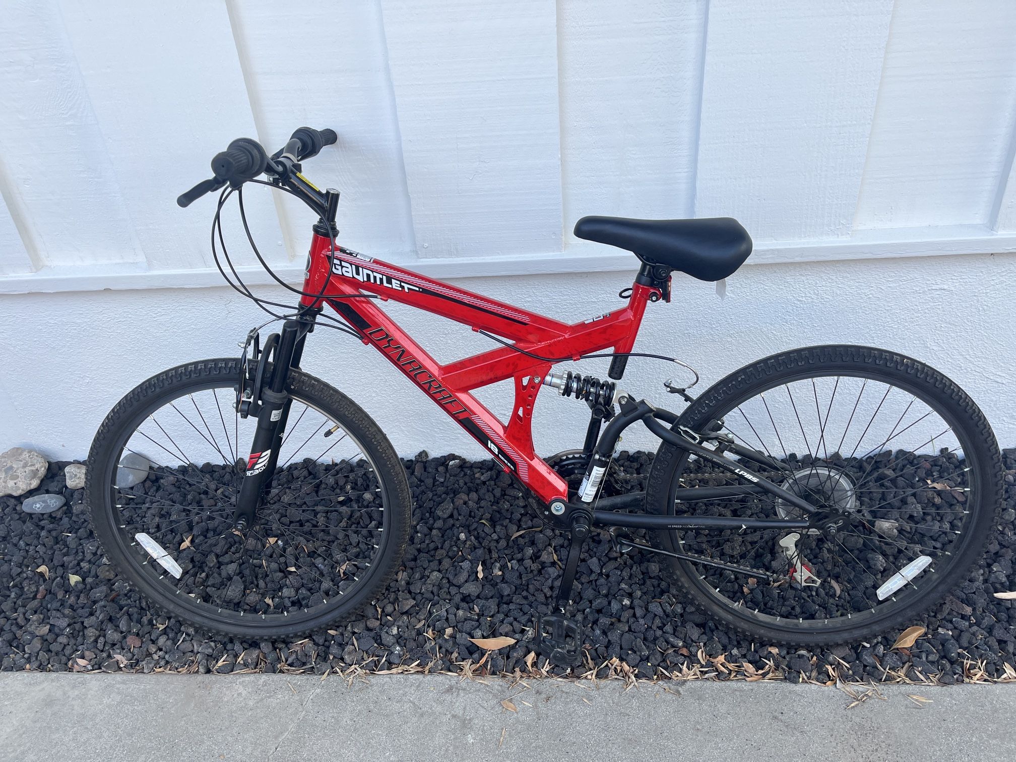 Dynacraft Mountain Bike 24”