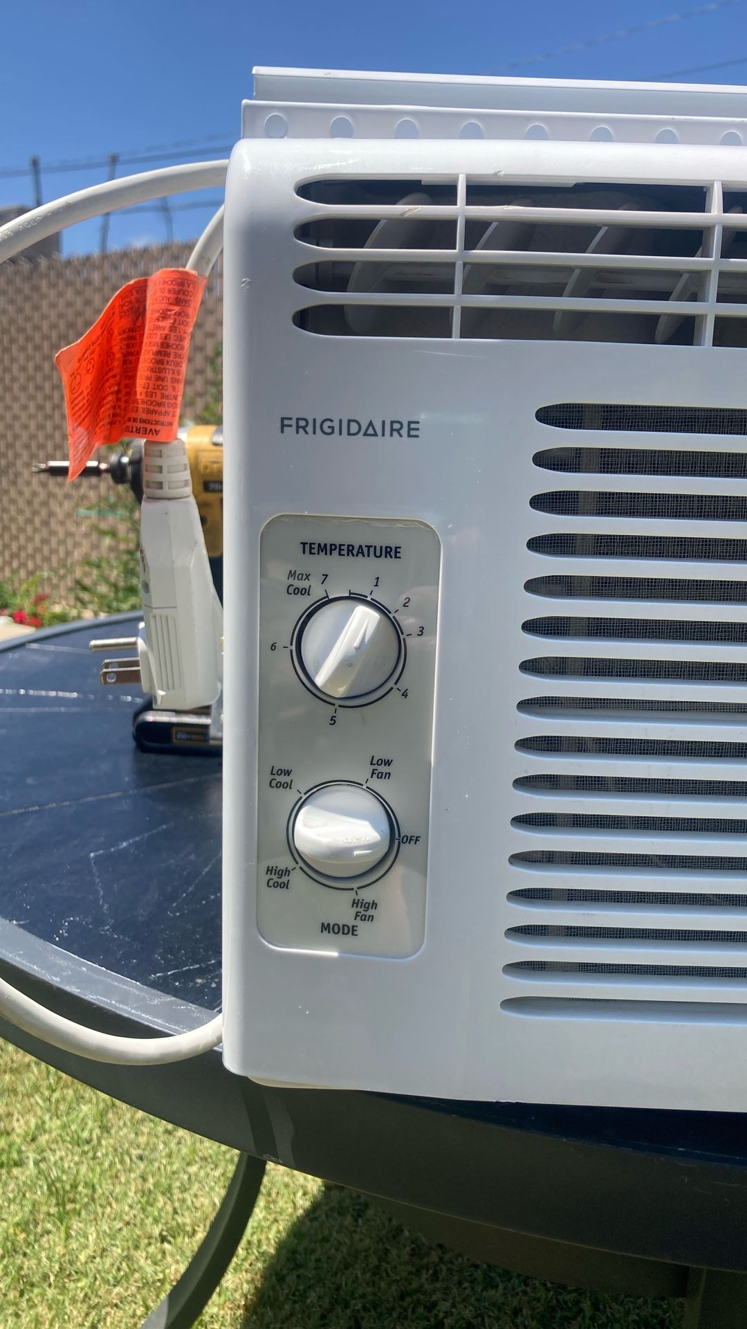 Frigidaire White. M.FFRA051WAE