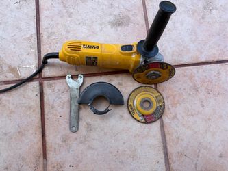 DEWALT DW818 small angle grinder