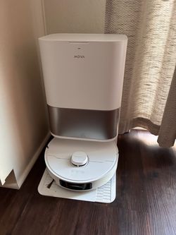 Robot Vacuum and Mop (Mova Brand)
