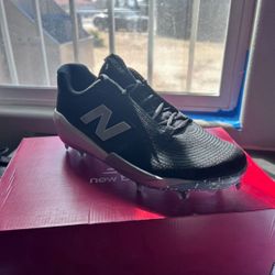 Newbalance Baseball cleats